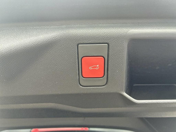 Peugeot 5008 Hybrid 145 ch e-DCS6 GT