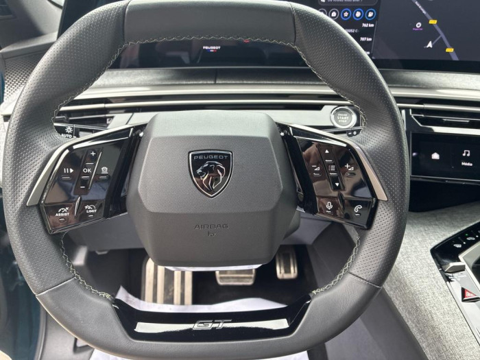 Peugeot 5008 Hybrid 145 ch e-DCS6 GT
