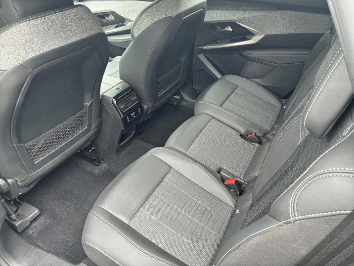 Peugeot 5008 Hybrid 145 ch e-DCS6 GT