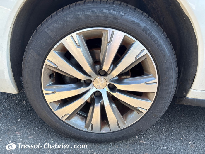 Peugeot 3008 1.2 Puretech 130ch S&S BVM6 Allure