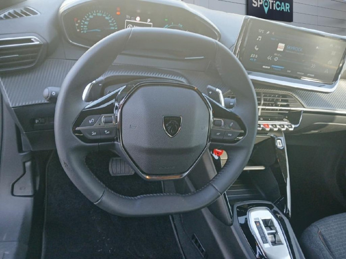 Peugeot 2008 Nouveau Hybrid 145 e-DCS6 Style