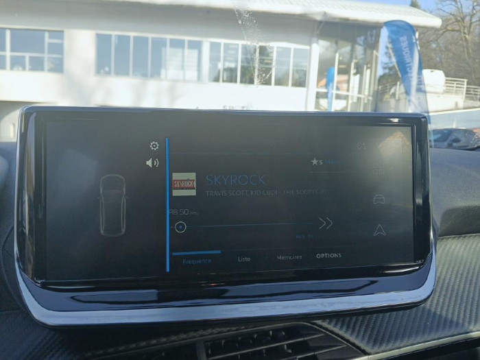 Peugeot 2008 Nouveau Hybrid 145 e-DCS6 Style