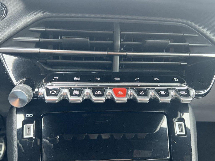 Peugeot 2008 BlueHDi 130 S&S EAT8 GT