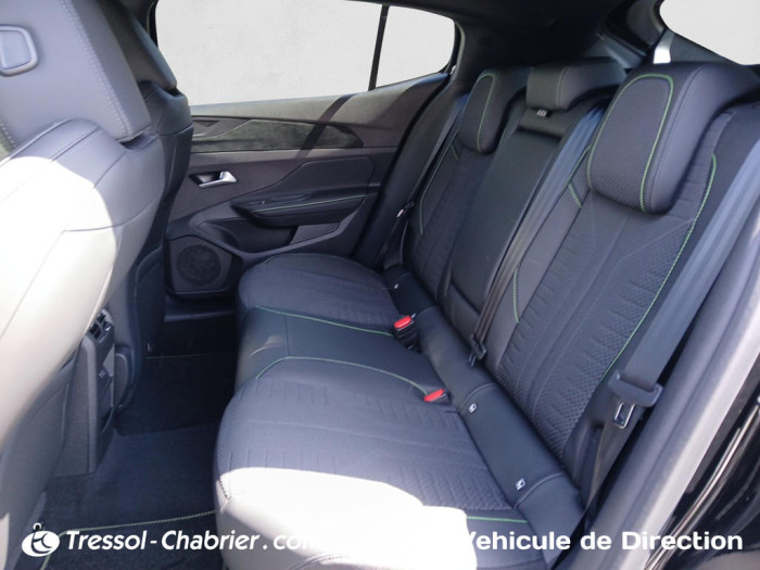 Peugeot 408 Hybrid 145 e-DCS6 GT