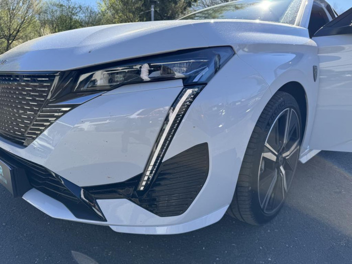 Peugeot 308 BlueHDi 130ch S&S EAT8 GT
