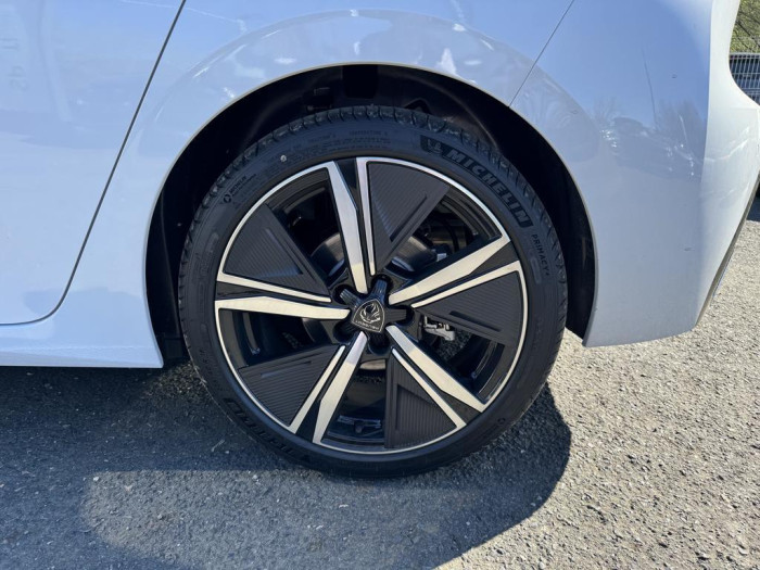 Peugeot 308 BlueHDi 130ch S&S EAT8 GT