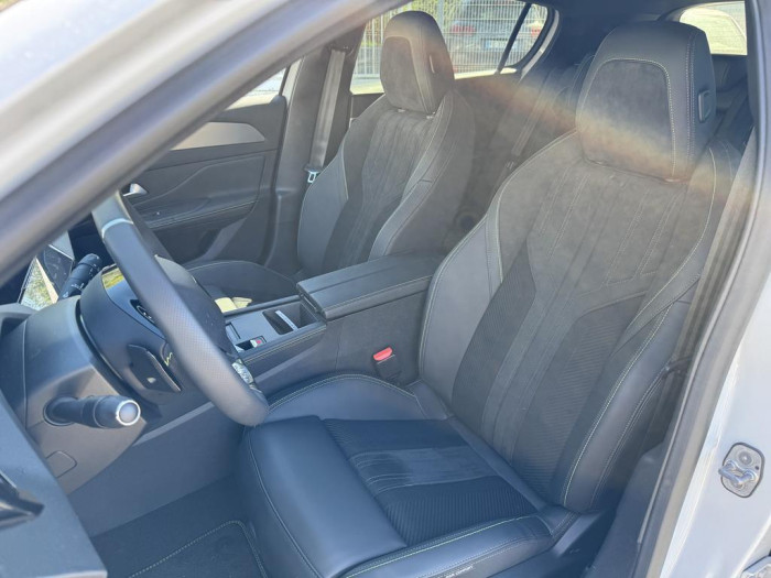 Peugeot 308 BlueHDi 130ch S&S EAT8 GT
