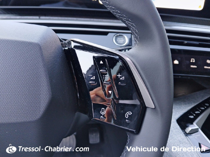 Peugeot 5008 Nouveau Plug-in Hybrid 225 ch e-DCS7 Allure