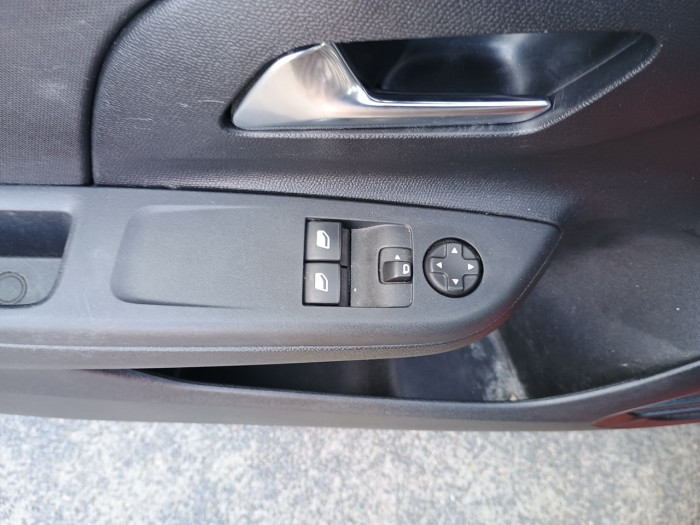 Opel CORSA 1.2 75 ch BVM5 Edition