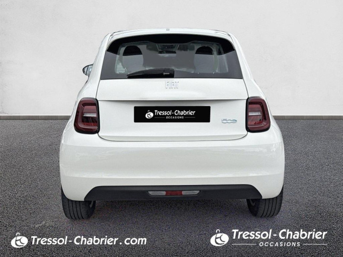 Fiat 500e BERLINE MY22 SERIE 1 STEP 2 118 ch Icône