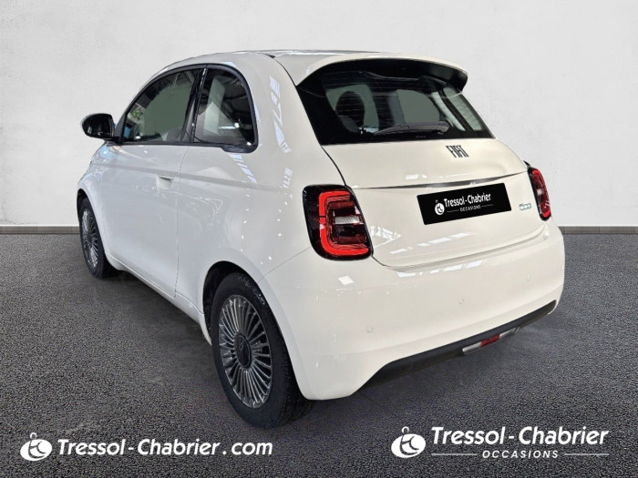 Fiat 500e BERLINE MY22 SERIE 1 STEP 2 118 ch Icone
