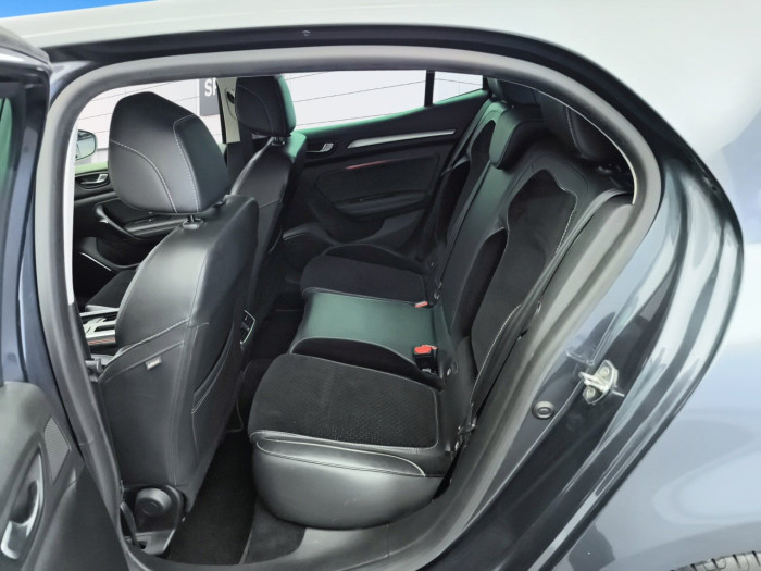 Renault MEGANE IV BERLINE Mégane IV Berline Blue dCi 115 EDC Intens