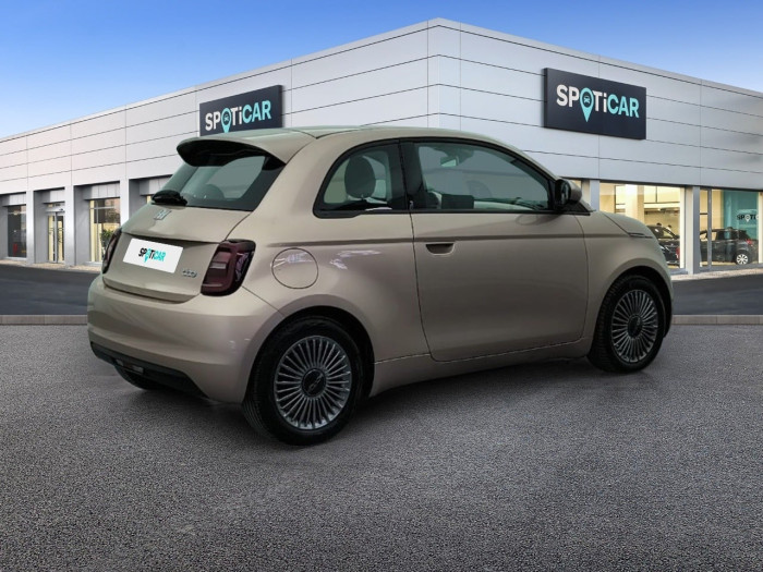 Fiat 500e BERLINE MY22 SERIE 1 STEP 2 500 e 95 ch Icône