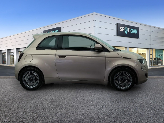 Fiat 500e BERLINE MY22 SERIE 1 STEP 2 500 e 95 ch Icône