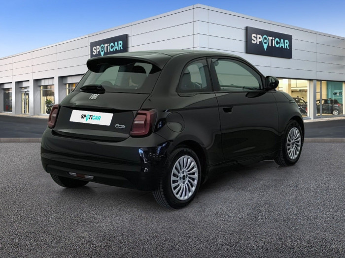 Fiat 500e BERLINE MY22 SERIE 1 STEP 2 500 e 118 ch Icône