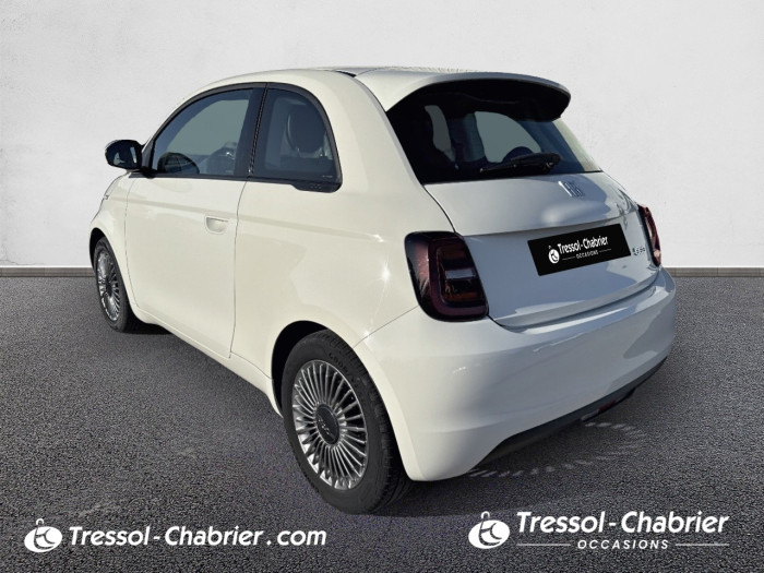 Fiat 500e BERLINE MY22 SERIE 1 STEP 2 500 e 95 ch Icône
