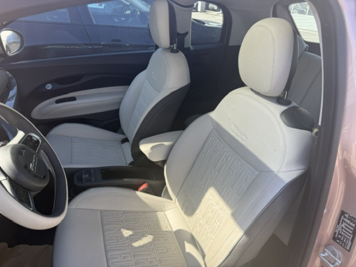 Fiat 500e 3+1 500 3+1 e 95 ch La Prima