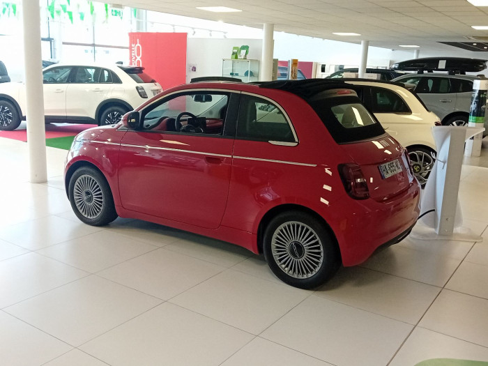 Fiat 500e CABRIOLET 500C e 118 ch Nouvelle 500