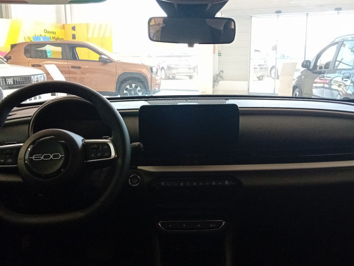Fiat 600 1.2 Hybrid 136ch DCT6