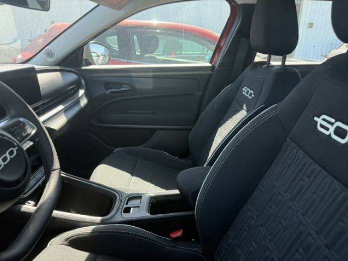 Fiat 600 SOCIETE 1.2 HYBRID 110 ch DCT6