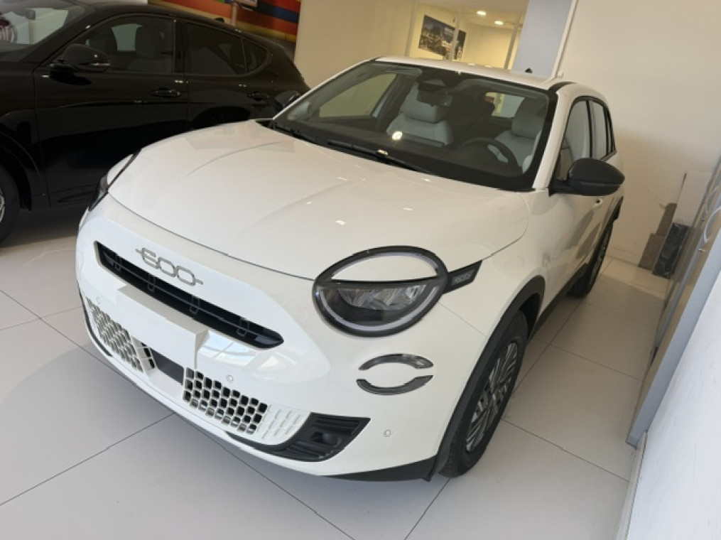 Fiat 600 SOCIETE 1.2 HYBRID 110 ch DCT6