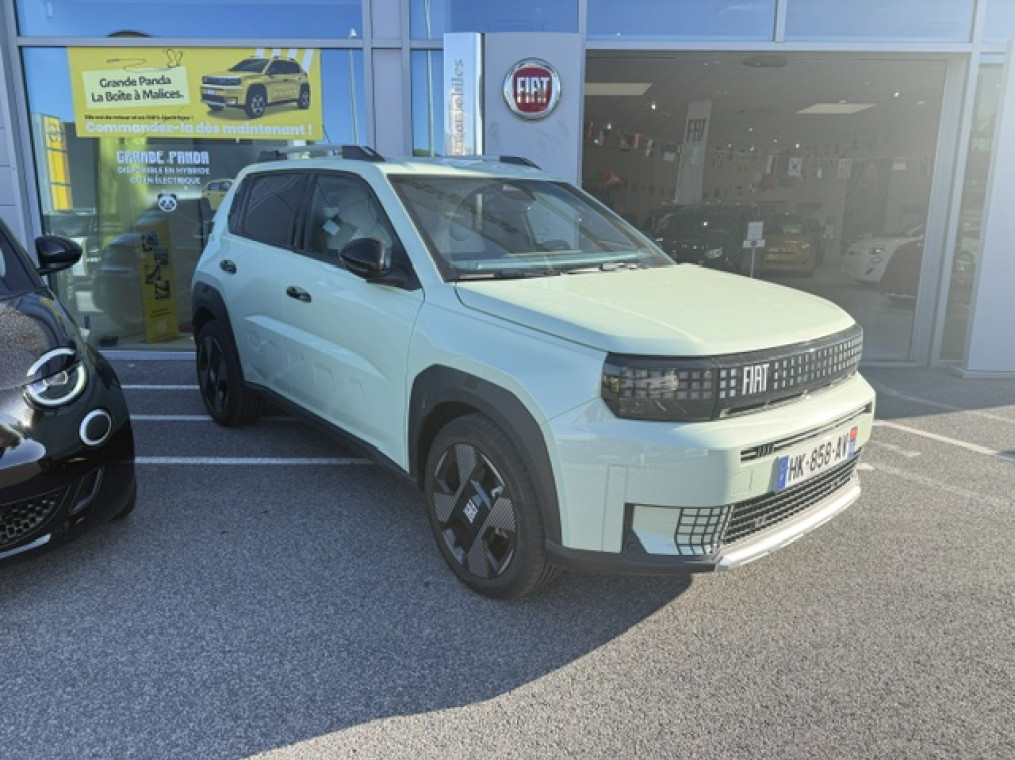 Fiat GRANDE PANDA Nouveau T-Gen 3 1.2 Hybrid Turbo 110 ch eDCT6 La Prima