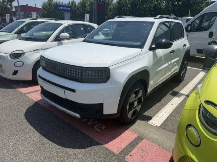 Fiat GRANDE PANDA Nouveau T-Gen 3 1.2 Hybrid Turbo 110 ch eDCT6 La Prima