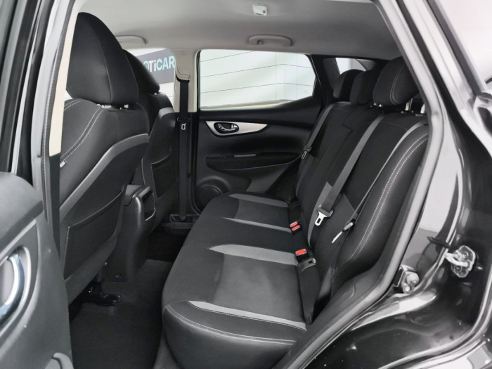 Nissan Qashqai 1.2 DIG-T 115 N-Connecta