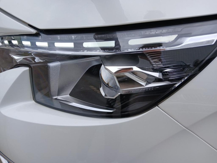 Peugeot 3008 Hybrid4 300 e-EAT8 GT