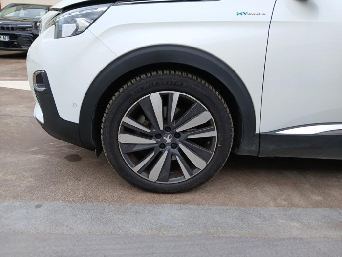 Peugeot 3008 Hybrid4 300 e-EAT8 GT