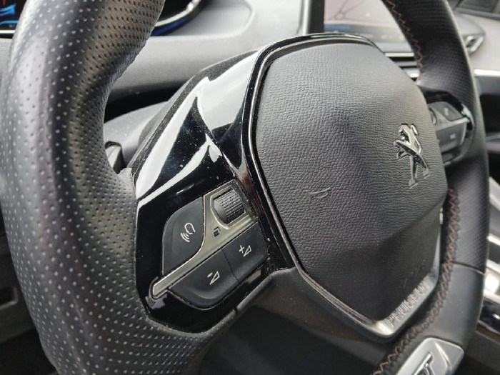 Peugeot 3008 Hybrid4 300 e-EAT8 GT