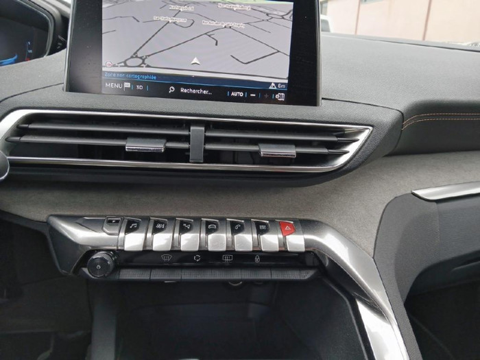 Peugeot 3008 Hybrid4 300 e-EAT8 GT