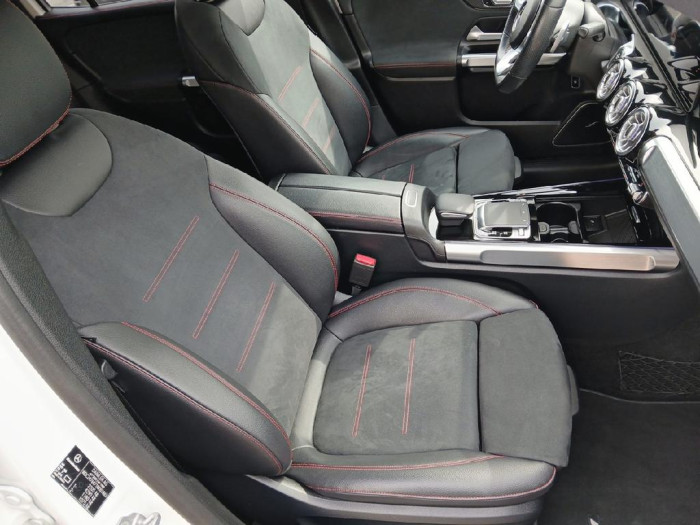 Mercedes GLB 250 8G-DCT 4Matic AMG Line Launch Edition