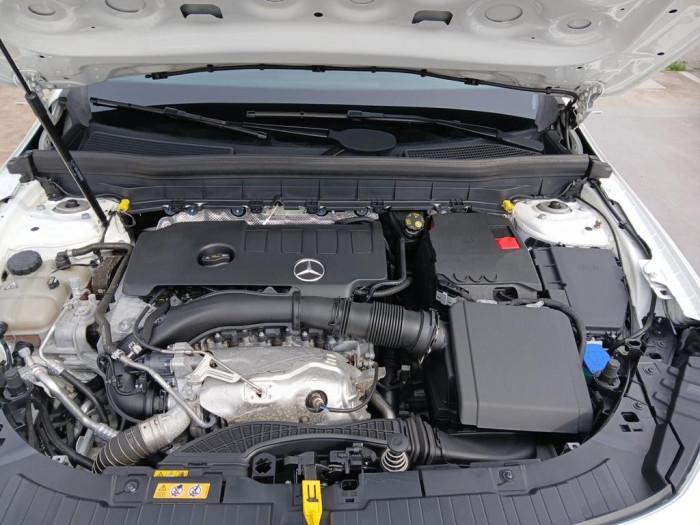 Mercedes GLB 250 8G-DCT 4Matic AMG Line Launch Edition