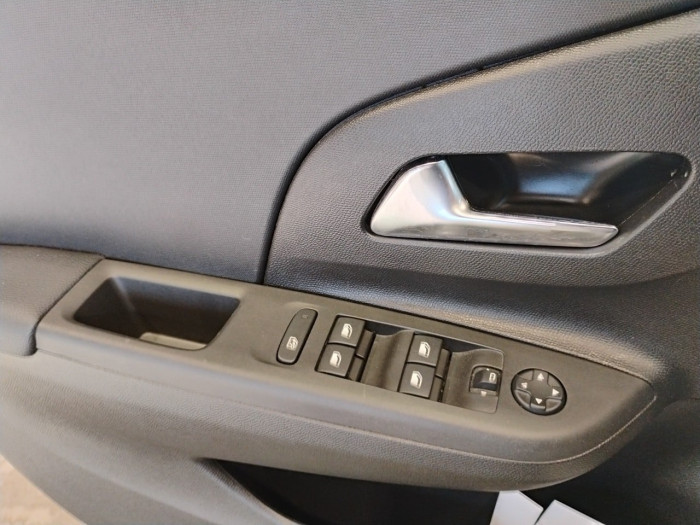 Opel CORSA ELECTRIQUE 136 ch Autonomie 356 km GS