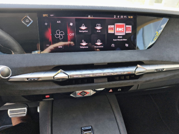 DS DS 4 Hybride E-Tense 225 EAT8 Performance Line+