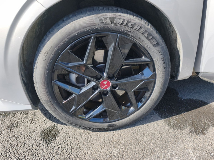 DS DS 4 Hybride E-Tense 225 EAT8 Performance Line+