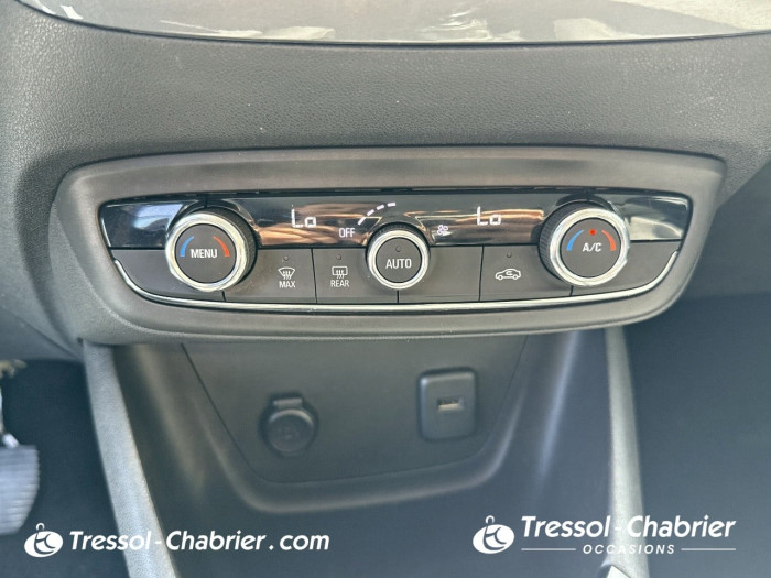 Opel Crossland 1.2 Turbo 110 ch BVM6 Elegance