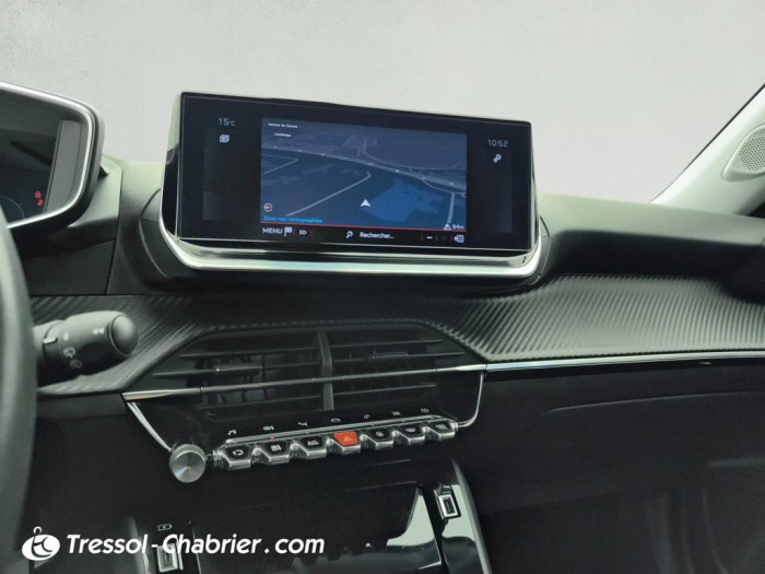 Peugeot 2008 PureTech 130 S&S EAT8 Allure