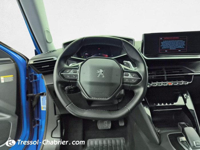 Peugeot 2008 PureTech 130 S&S EAT8 Allure