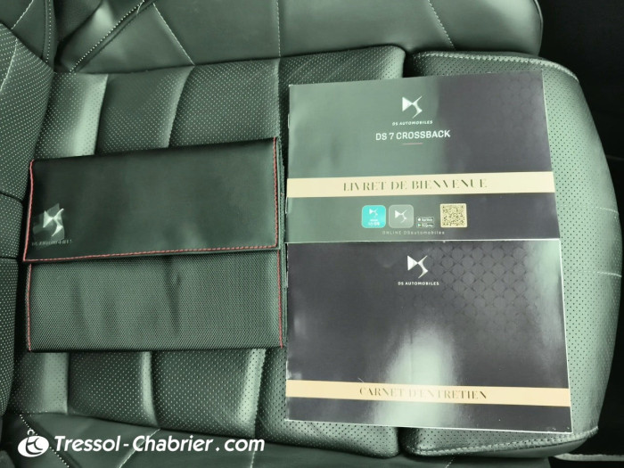 DS DS7 CROSSBACK Hybride E-Tense 300 EAT8 4x4 Rivoli