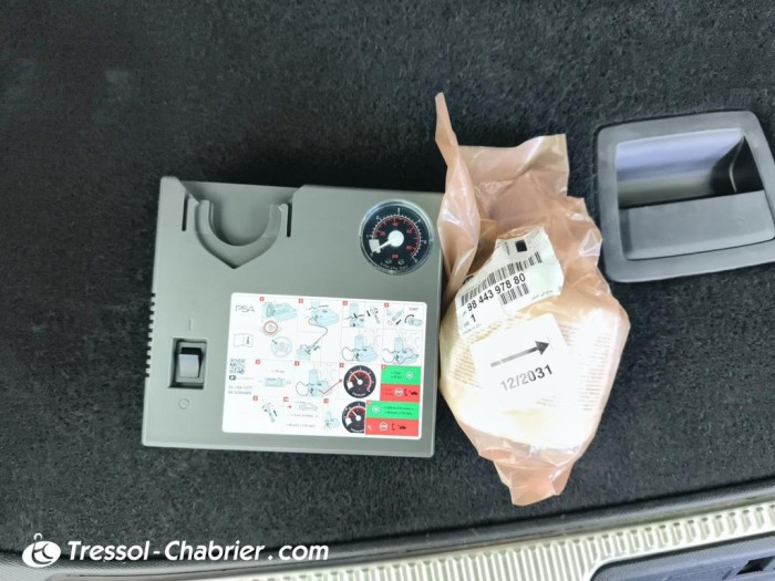 DS DS7 CROSSBACK Hybride E-Tense 300 EAT8 4x4 Rivoli