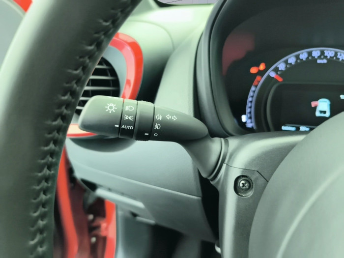 Toyota Aygo X 1.0 VVT-i 72 S-CVT Dynamic