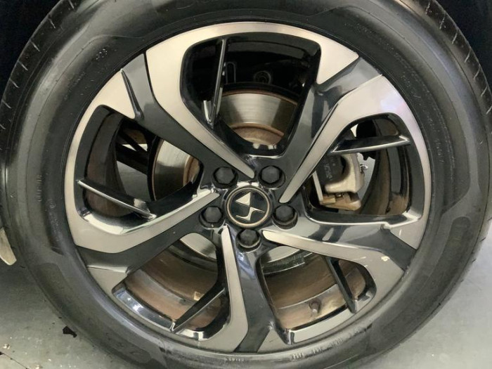 DS DS7 CROSSBACK PureTech 225 EAT8 Performance Line