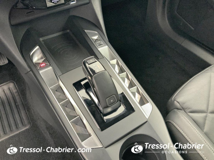 DS DS 3 Crossback DS3 Crossback PureTech 130 EAT8 Faubourg