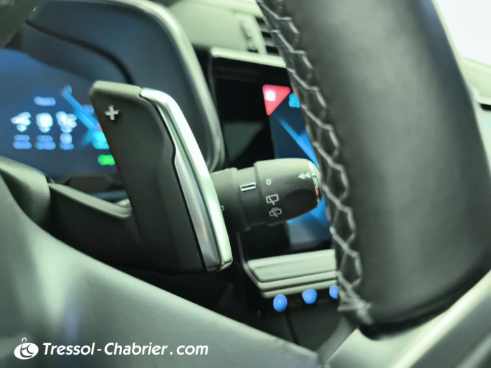 DS DS7 CROSSBACK Hybride E-Tense 300 EAT8 4x4 Rivoli