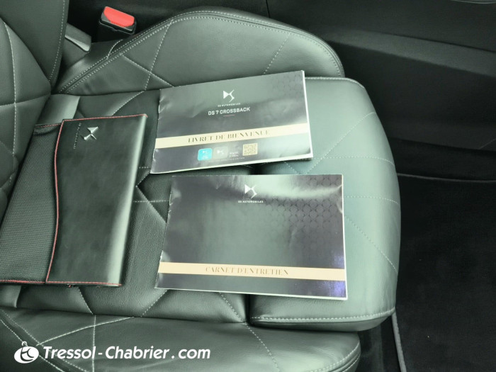 DS DS7 CROSSBACK Hybride E-Tense 300 EAT8 4x4 Rivoli