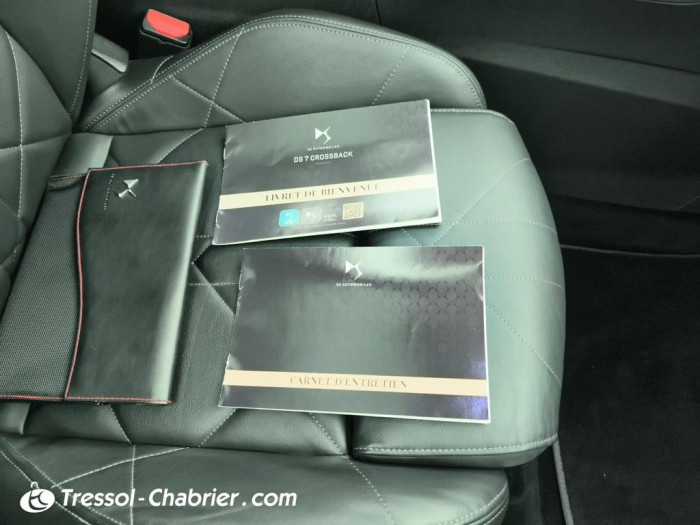 DS DS7 CROSSBACK Hybride E-Tense 300 EAT8 4x4 Rivoli