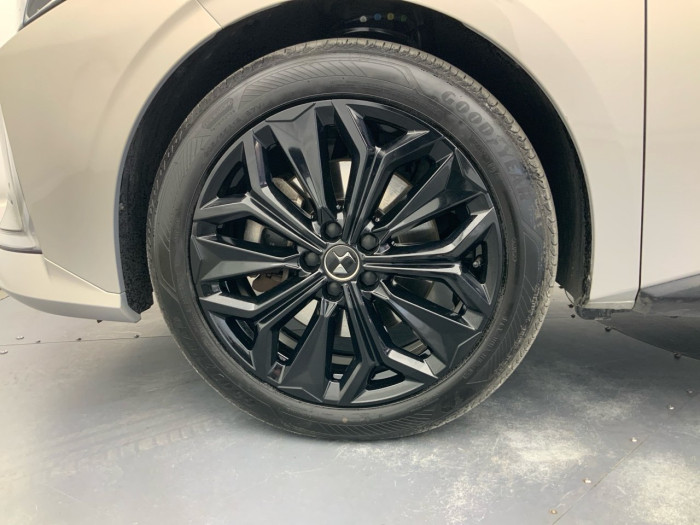 DS DS 4 Hybride E-Tense 225 EAT8 La Premiere