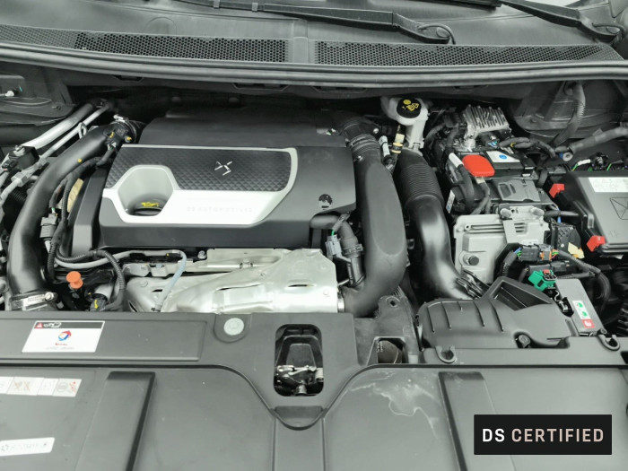 DS DS7 CROSSBACK Hybride E-Tense 300 EAT8 4x4 Louvre